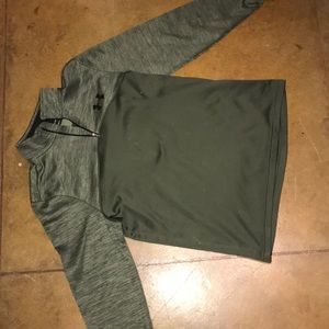 Under Armour pullover